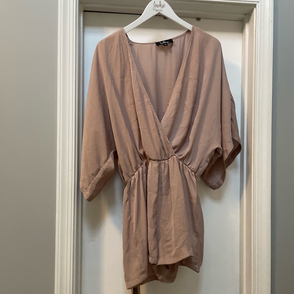 Lightweight mauve romper